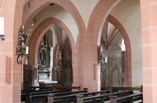 Blick zur Dalbergschen Grabkapelle © Dr. Luzie Bratner, Mainz Blick zur Dalbergschen Grabkapelle © Dr. Luzie Bratner, Mainz