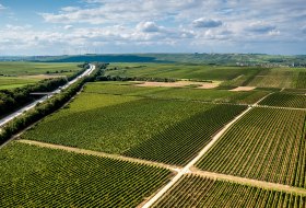 Gundheimer Mandelbrunnen Gundheimer Mandelbrunnen