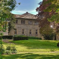 Villa das Weingutes J. Neus 1 © Rainer Oppenheimer Villa das Weingutes J. Neus 1 © Rainer Oppenheimer