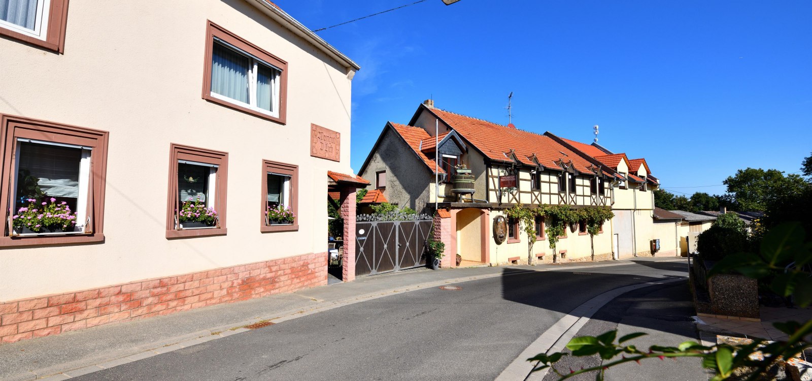 Weingut Lich Außen, © Weingut Lich Weingut Lich Außen, © Weingut Lich
