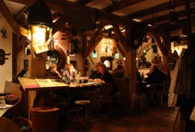 guntersblum_schinderhannes-weinstall-2 guntersblum_schinderhannes-weinstall-2