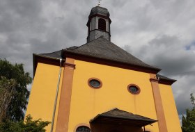 Kath. Kirche in Friesenheim Kath. Kirche in Friesenheim