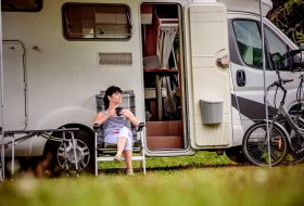 Wohnmobilstellplatz Weingut Schauf © Adobe Stock Wohnmobilstellplatz Weingut Schauf © Adobe Stock
