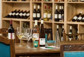 Weingut Heise am Kranzberg Vinothek © Carsten Costard Weingut Heise am Kranzberg Vinothek © Carsten Costard