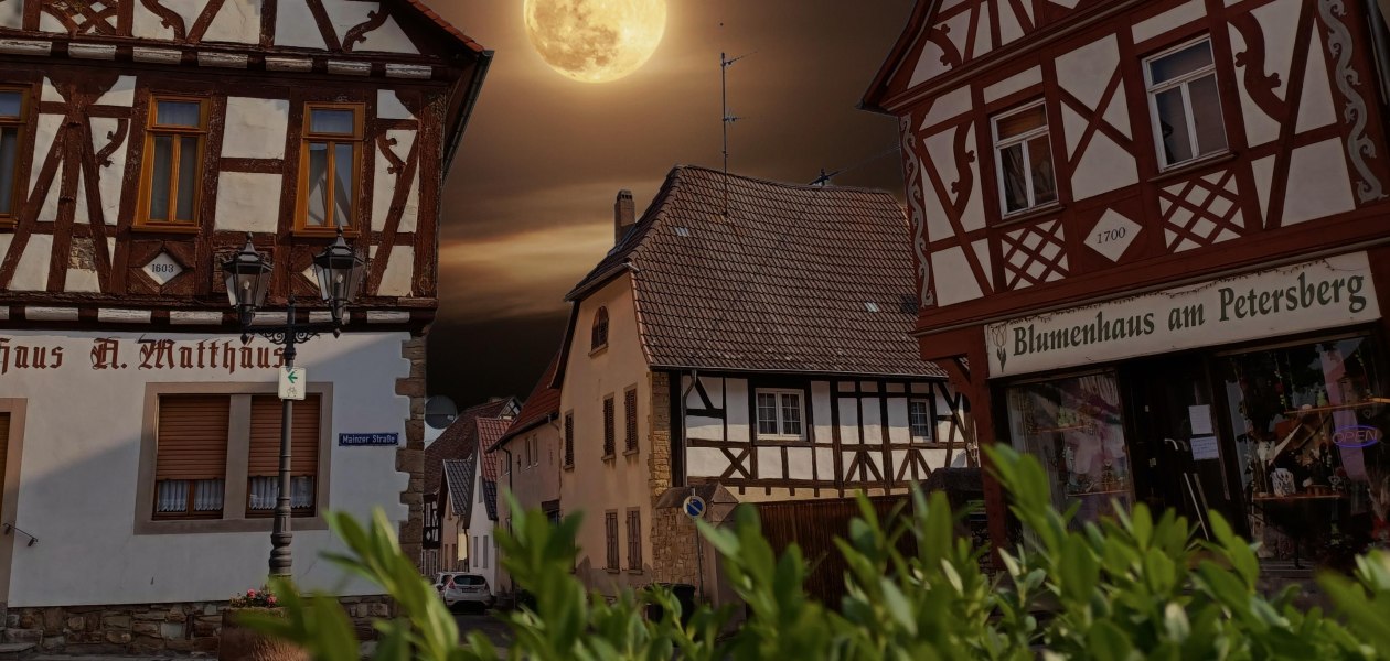 Marktplatz Gau-Odernheim, © TI Alzey Marktplatz Gau-Odernheim, © TI Alzey