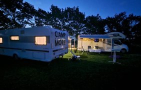 Wohnmobilstellplatz am Abend © Ortsgemeinde Wonsheim Wohnmobilstellplatz am Abend © Ortsgemeinde Wonsheim