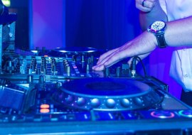 Wine-Party Flonheim dreht auf Wine-Party Flonheim dreht auf