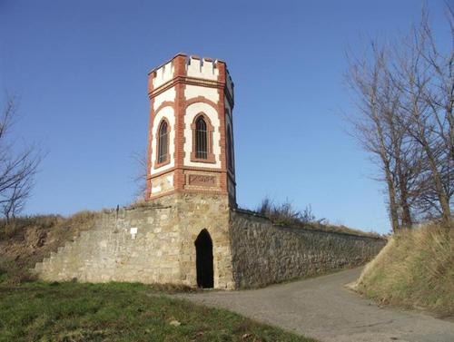 Rotes Häuschen Osthofen, © Weinring Osthofen e. V. Rotes Häuschen Osthofen, © Weinring Osthofen e. V.
