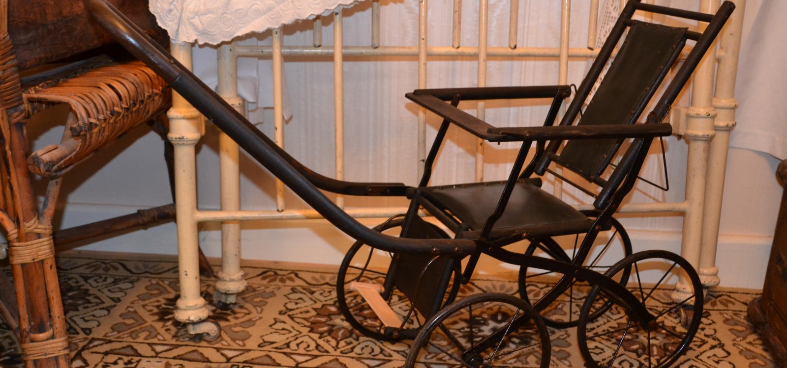 Kinderwagen, © Arnold Müller Kinderwagen, © Arnold Müller