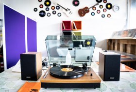 Zoar Vinyl 1 © Evang. Diakoniewerk Zoar Zoar Vinyl 1 © Evang. Diakoniewerk Zoar