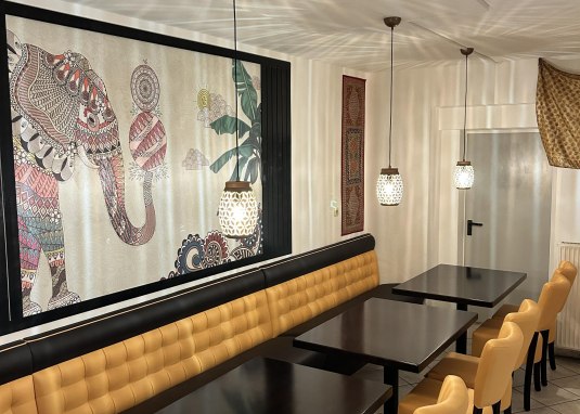 Apna Curry Haus Restaurant © Apna Curry Haus Restaurant Apna Curry Haus Restaurant © Apna Curry Haus Restaurant