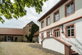 Amtshaus Stadecken © Tourismus GmbH "Im Herzen Rheinhessens"/ Dominik Ketz Amtshaus Stadecken © Tourismus GmbH "Im Herzen Rheinhessens"/ Dominik Ketz