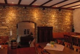Im Kelterhaus Im Kelterhaus