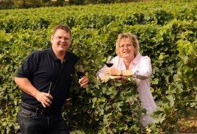 Weingut Hatzfelder Hof_Winzer © Weingut Hatzfelder Hof Weingut Hatzfelder Hof_Winzer © Weingut Hatzfelder Hof