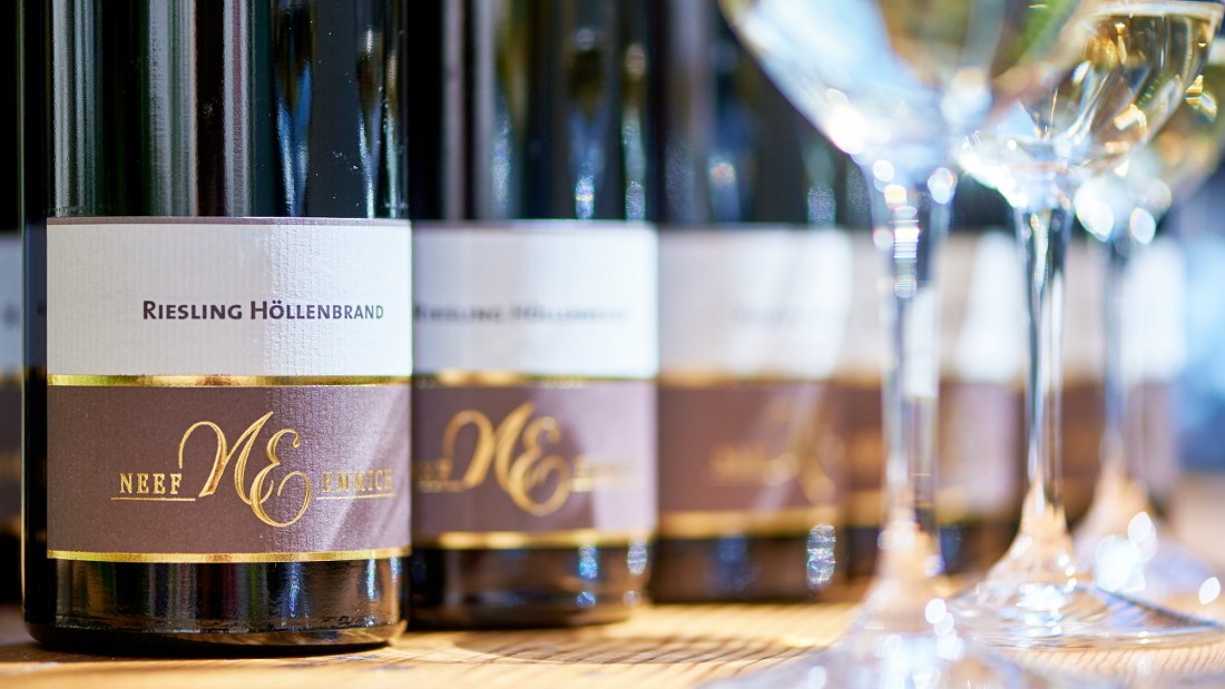 Weingut Neef-Emmich_Weinflasche, © Weingut Neef-Emmich Weingut Neef-Emmich_Weinflasche, © Weingut Neef-Emmich
