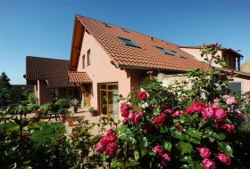 WETZLER_Haus_Seite WETZLER_Haus_Seite