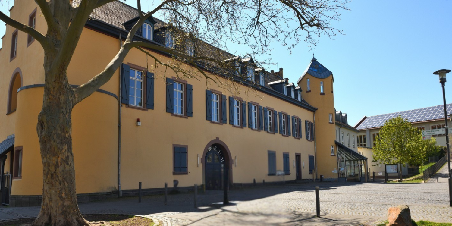 Schkloss Ardeck, © Armin Kleisinger (mit KI bearbeitet) Schkloss Ardeck, © Armin Kleisinger (mit KI bearbeitet)