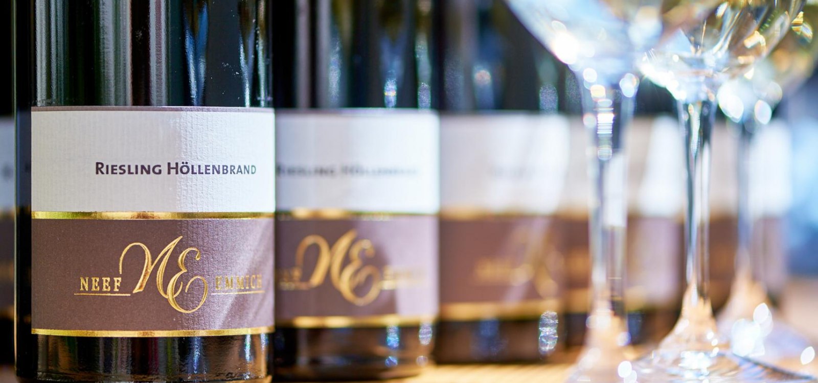 Weingut Neef-Emmich_Weinflasche, © Weingut Neef-Emmich Weingut Neef-Emmich_Weinflasche, © Weingut Neef-Emmich