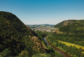 Blick auf die Gans und den Nahedurchbruch © Nahetal Touristik GmbH Fotograf: Peter Bender Blick auf die Gans und den Nahedurchbruch © Nahetal Touristik GmbH Fotograf: Peter Bender