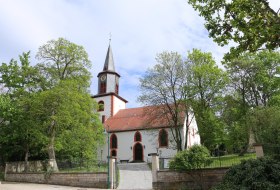 Laurentiuskirche außen © Angelika Friedrich Laurentiuskirche außen © Angelika Friedrich