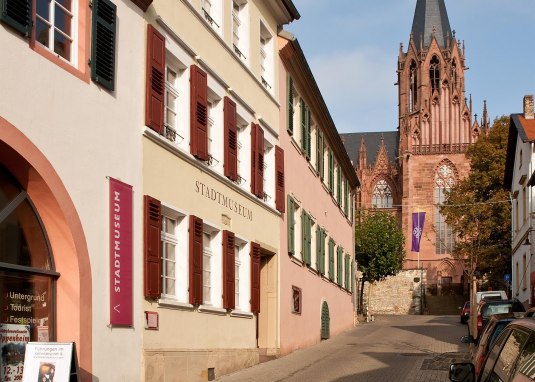 Außenansicht Stadtmuseum © Rainer Ebling Außenansicht Stadtmuseum © Rainer Ebling