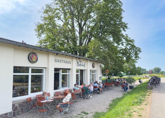 Rheinhof Guntersblum - Pause am Rheinradweg © Rheinhessen-Touristik GmbH Rheinhof Guntersblum - Pause am Rheinradweg © Rheinhessen-Touristik GmbH