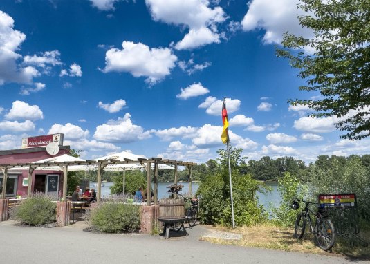 Radlerrast am Rheinradweg, Rhoischnook Radlerrast am Rheinradweg, Rhoischnook