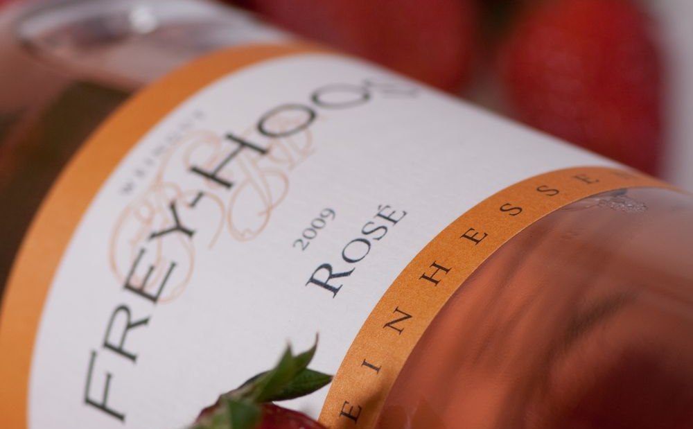 Weingut Hoos_Weinflasche, © Weingut Hoos Weingut Hoos_Weinflasche, © Weingut Hoos