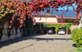 Hof_ © Schroeder Hof_ © Schroeder