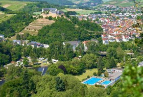 LuftaaufnahmeFreibadBad Münster am STtein © Gesundheit und Tourismus für Bad Kreuznach GmbH LuftaaufnahmeFreibadBad Münster am STtein © Gesundheit und Tourismus für Bad Kreuznach GmbH