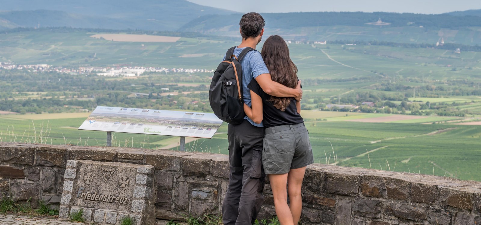 Balkon Rheinhessen, © Verbandsgemeinde Gau-Algesheim Balkon Rheinhessen, © Verbandsgemeinde Gau-Algesheim