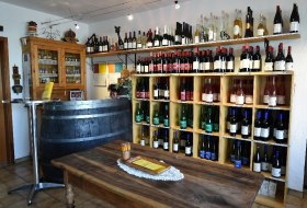 Weingut Bacchushof_Vinothek © Weingut Bacchushof Weingut Bacchushof_Vinothek © Weingut Bacchushof