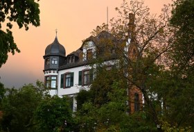 Weingut Villa Kerz_Gebäude, © Weingut Villa Kerz Weingut Villa Kerz_Gebäude, © Weingut Villa Kerz