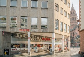 mainz STORE Außenansicht © mainzplus CITYMARKETING GmbH_Schiebezimmer mainz STORE Außenansicht © mainzplus CITYMARKETING GmbH_Schiebezimmer
