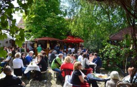 Weingut Arndt F. Werner © Weingut Arndt F. Werner Weingut Arndt F. Werner © Weingut Arndt F. Werner