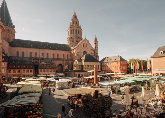 Mainzer Wochenmarkt © mainzplus GmbH Mainzer Wochenmarkt © mainzplus GmbH