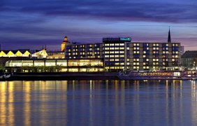 Hilton Mianz Außen © Hilton Mainz am Rhein Hilton Mianz Außen © Hilton Mainz am Rhein