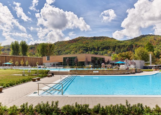 Freibad Salinental © Betriebsgesellschaft für Schwimmbäder und Nebenbetriebe Bad Kreuznach Freibad Salinental © Betriebsgesellschaft für Schwimmbäder und Nebenbetriebe Bad Kreuznach