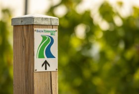 Beschilderung am Rheinterrassenweg © Dominik Ketz Beschilderung am Rheinterrassenweg © Dominik Ketz