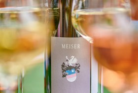 Flasche_Meiser © Weingut Meiser Flasche_Meiser © Weingut Meiser