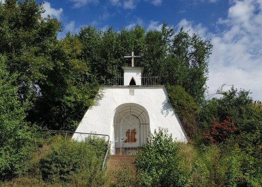 Harxheimer Kapellchen © CC-BY: Birgit Korte Harxheimer Kapellchen © CC-BY: Birgit Korte