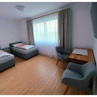Zimmer 12 - Weißburgunder Nachttruhe Zimmer 12 - Weißburgunder Nachttruhe