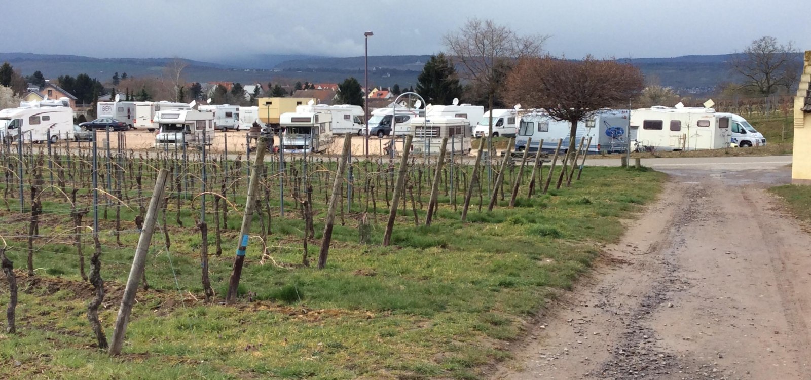 Womo Stellplatz, © Metzis Panoramablick Womo Stellplatz, © Metzis Panoramablick
