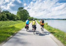 Gruppe mit Radfahrern Gruppe mit Radfahrern
