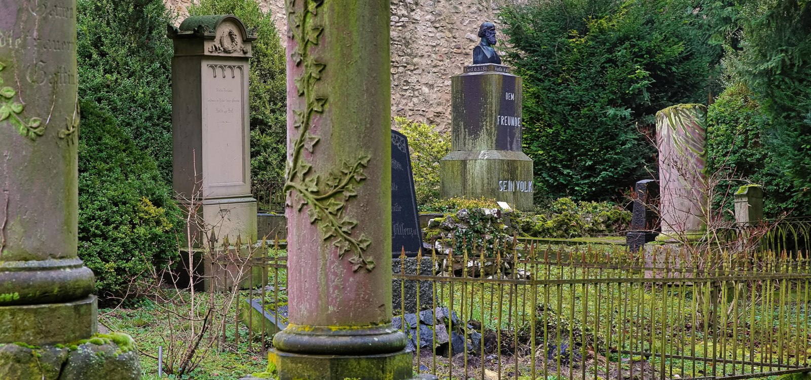 Burgkirchengelände, © Rainer Oppenheimer Burgkirchengelände, © Rainer Oppenheimer
