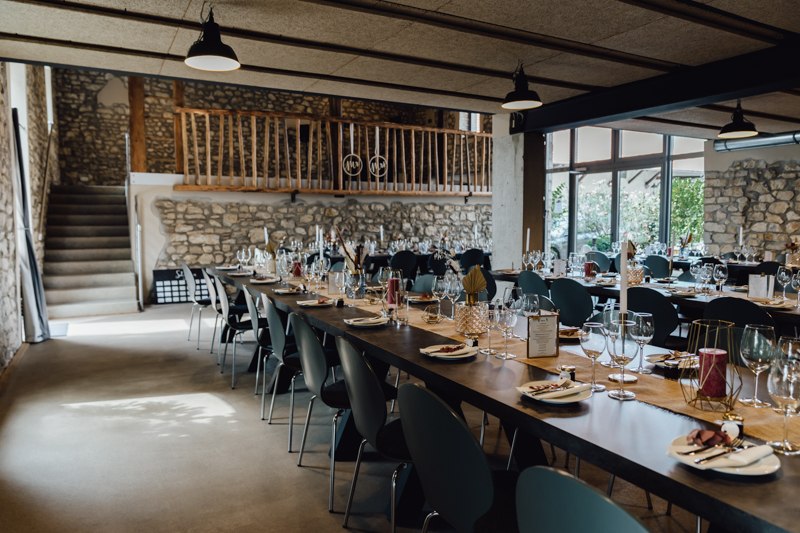 Weingut Hahn_Tisch, © Eventlocation Weingut Hahn Weingut Hahn_Tisch, © Eventlocation Weingut Hahn