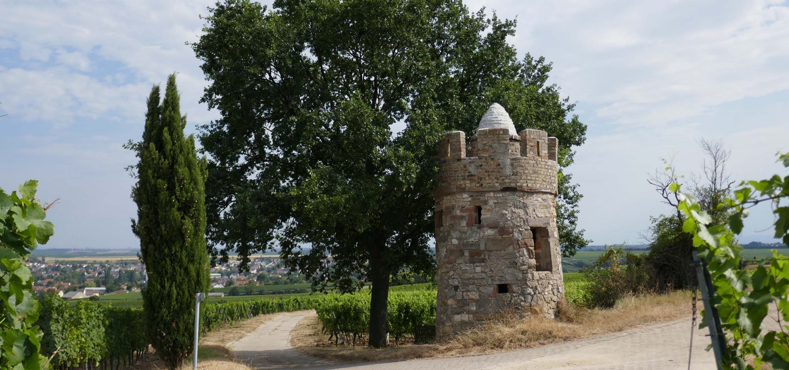 Historisches Weinbergshäuschen Historisches Weinbergshäuschen