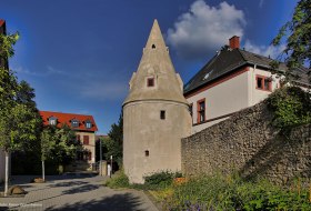 Turm in der Bahnhofstraße © Rainer Oppenheimer/Stadt Ingelheim Turm in der Bahnhofstraße © Rainer Oppenheimer/Stadt Ingelheim