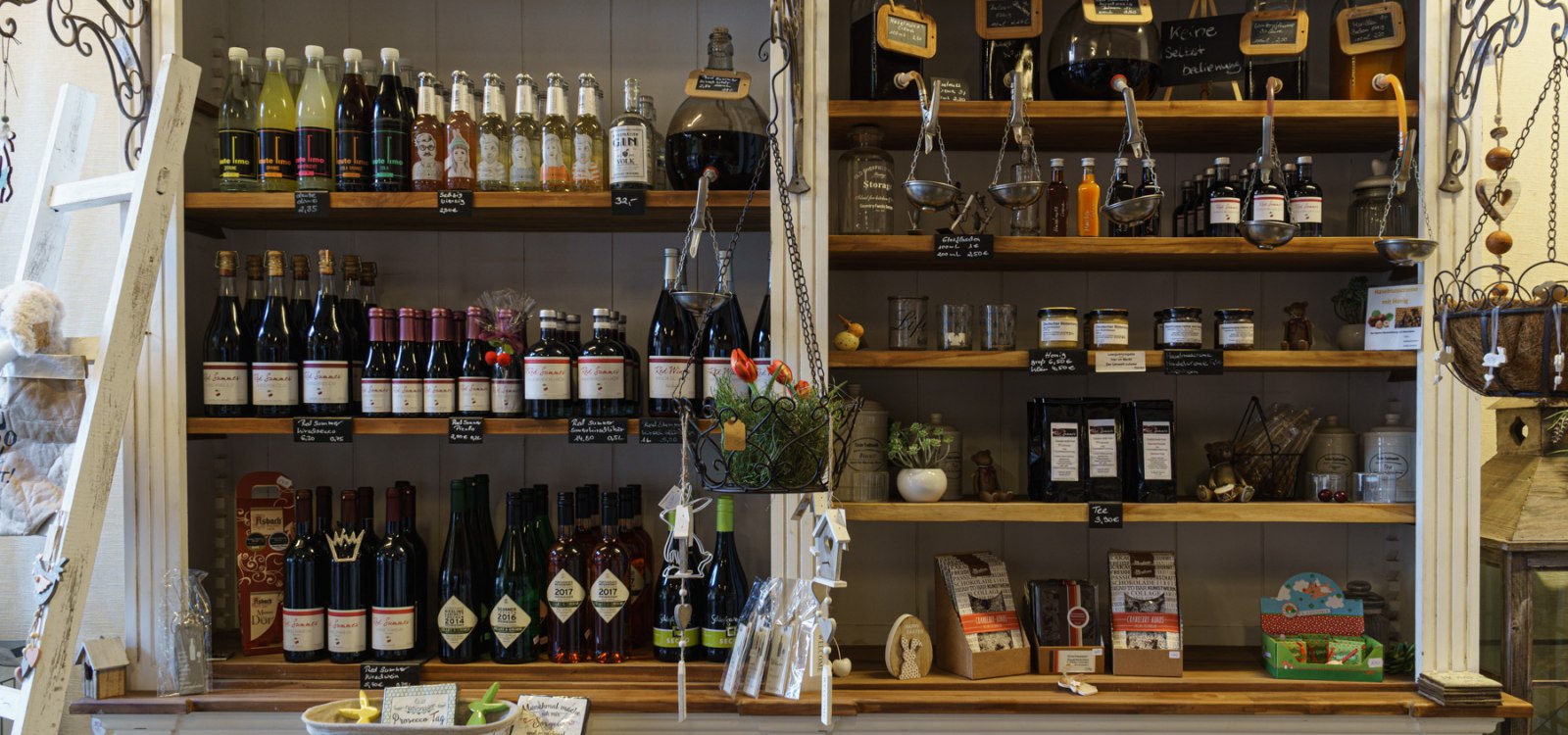 Red Summer_Laden 3, © Red Summer, Andreas Klein Red Summer_Laden 3, © Red Summer, Andreas Klein