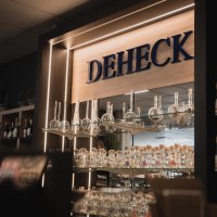 Deheck Laden 1 © Laden Deheck Laden 1 © Laden